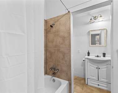2509 Whitney Street - Photo Thumbnail 15