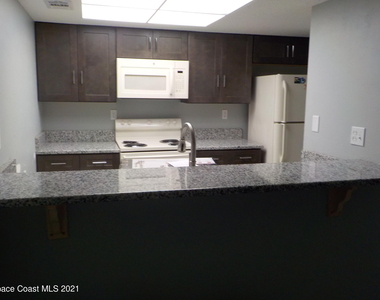 1617 Ne Sunny Brook Lane Ne - Photo Thumbnail 1