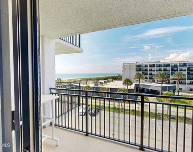 2100 N Atlantic Avenue - Photo Thumbnail 6
