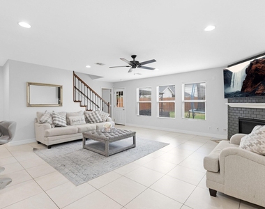 3507 Clipper Winds Way - Photo Thumbnail 2