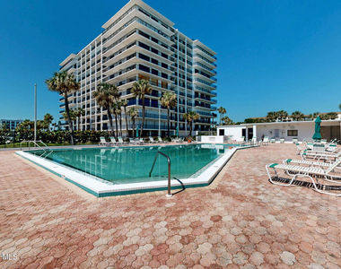 2100 N Atlantic Avenue - Photo Thumbnail 13