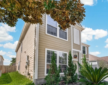 12819 Wisteria Park Drive - Photo Thumbnail 1