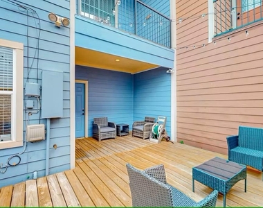 404 W 16th Street - Photo Thumbnail 26