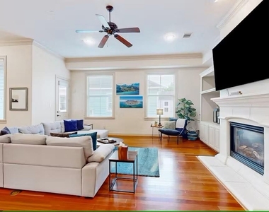 404 W 16th Street - Photo Thumbnail 11