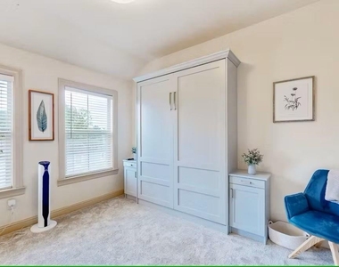 404 W 16th Street - Photo Thumbnail 17