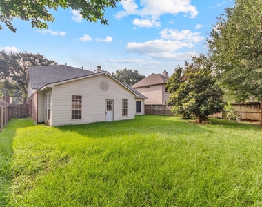 9107 Baber Drive - Photo Thumbnail 10