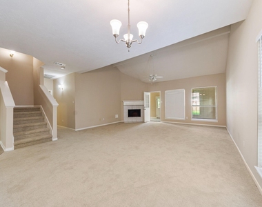 9107 Baber Drive - Photo Thumbnail 8