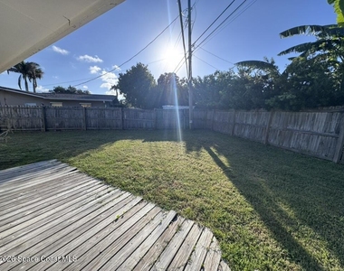 402 Amherst Avenue - Photo Thumbnail 26