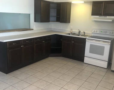 210 Pierce Avenue - Photo Thumbnail 1