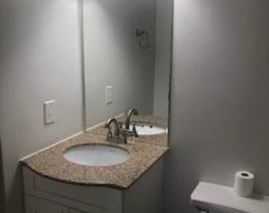 210 Pierce Avenue - Photo Thumbnail 5