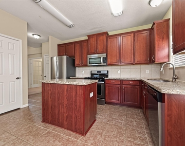 26339 Richwood Oaks Drive - Photo Thumbnail 12