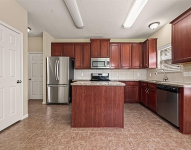 26339 Richwood Oaks Drive - Photo Thumbnail 11