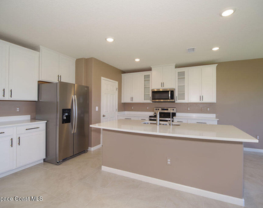 5022 Alabaster Drive - Photo Thumbnail 5
