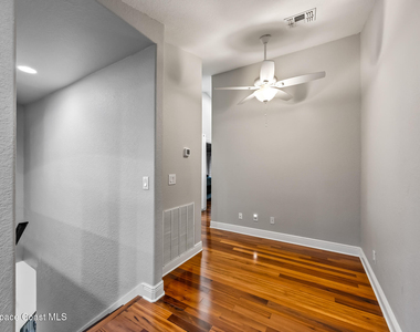 1795 Noel Place - Photo Thumbnail 12
