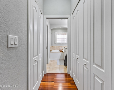 1795 Noel Place - Photo Thumbnail 26