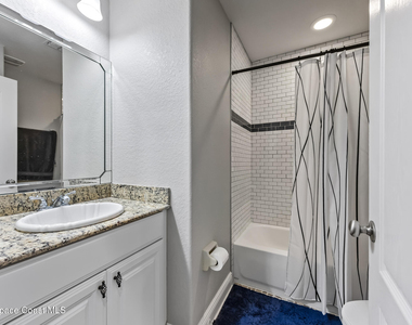 1795 Noel Place - Photo Thumbnail 22