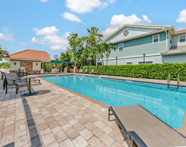 1795 Noel Place - Photo Thumbnail 32