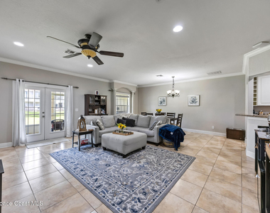 1795 Noel Place - Photo Thumbnail 2