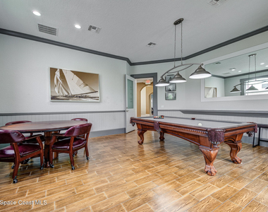 1795 Noel Place - Photo Thumbnail 38