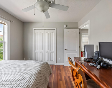1795 Noel Place - Photo Thumbnail 24
