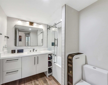 1111 Caroline Street - Photo Thumbnail 13