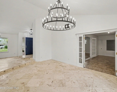 115 11th Avenue - Photo Thumbnail 7