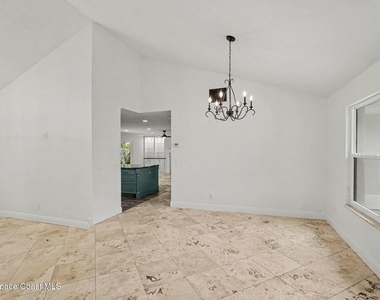 115 11th Avenue - Photo Thumbnail 10
