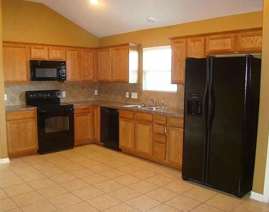 8406 Tararin Lane - Photo Thumbnail 4