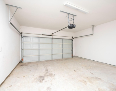 2515 Appian Way - Photo Thumbnail 27