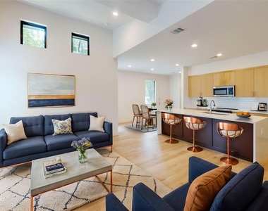 2515 Appian Way - Photo Thumbnail 3