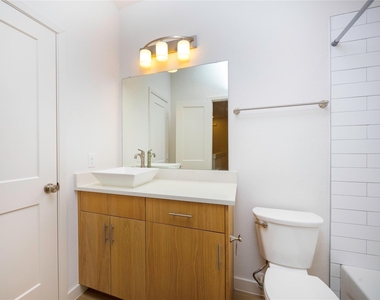 2515 Appian Way - Photo Thumbnail 23