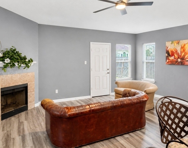 2403 Orchard Run - Photo Thumbnail 1
