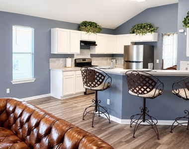 2403 Orchard Run - Photo Thumbnail 4