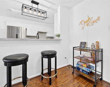 1308 Andrews Street - Photo Thumbnail 23