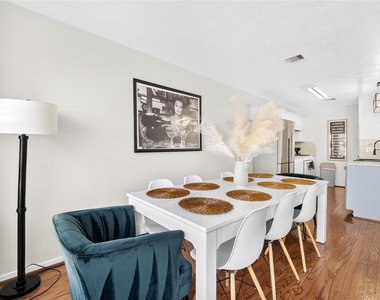 1308 Andrews Street - Photo Thumbnail 22