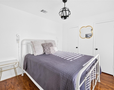 1308 Andrews Street - Photo Thumbnail 24