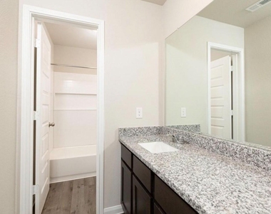 6515 James Michael Drive - Photo Thumbnail 12