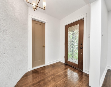 1403 Munger Street - Photo Thumbnail 8