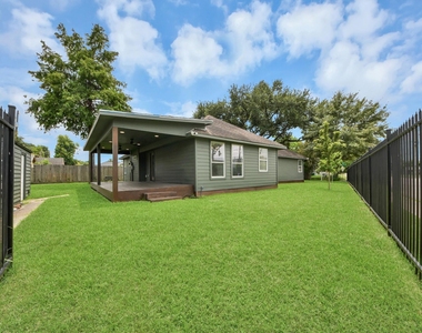 1403 Munger Street - Photo Thumbnail 40