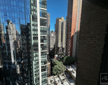 East 39th Street - Photo Thumbnail 6