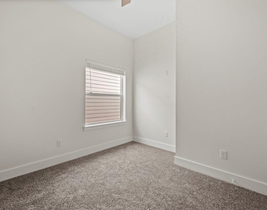 8023 Easter Street - Photo Thumbnail 11