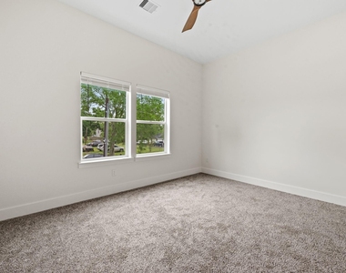8023 Easter Street - Photo Thumbnail 12