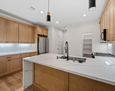 8023 Easter Street - Photo Thumbnail 8