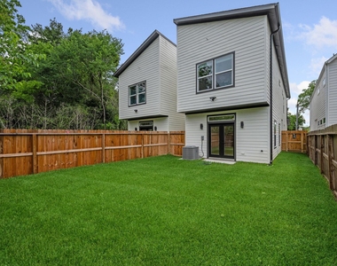 8023 Easter Street - Photo Thumbnail 20