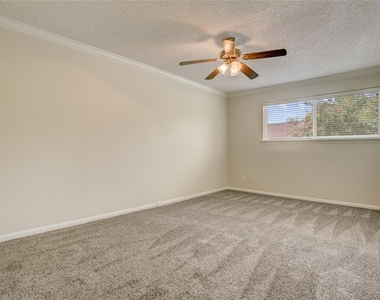 2253 Triway Lane - Photo Thumbnail 13