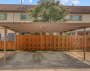 2253 Triway Lane - Photo Thumbnail 20