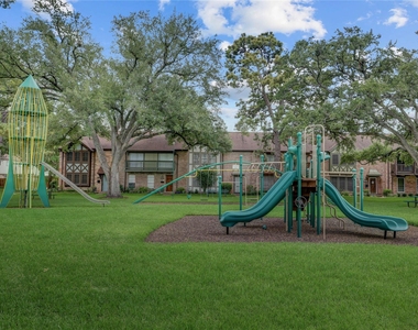 2253 Triway Lane - Photo Thumbnail 23