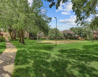 2253 Triway Lane - Photo Thumbnail 21