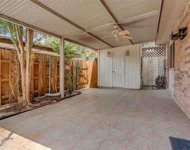 2253 Triway Lane - Photo Thumbnail 18
