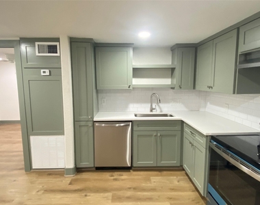 2305 55th Street - Photo Thumbnail 1